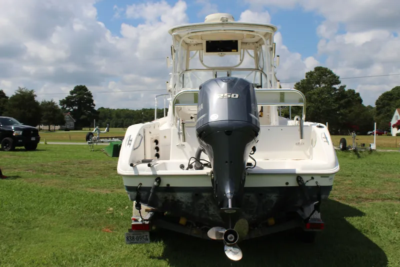 Slide: The Image of Cobia 230 Walkaround 2005 - 3