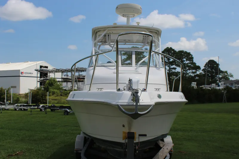 Slide: The Image of Cobia 230 Walkaround 2005 - 4