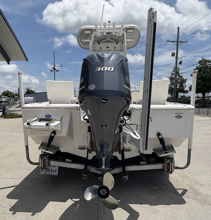 Slide: The Image of Tidewater Custom 25 2017 - 3