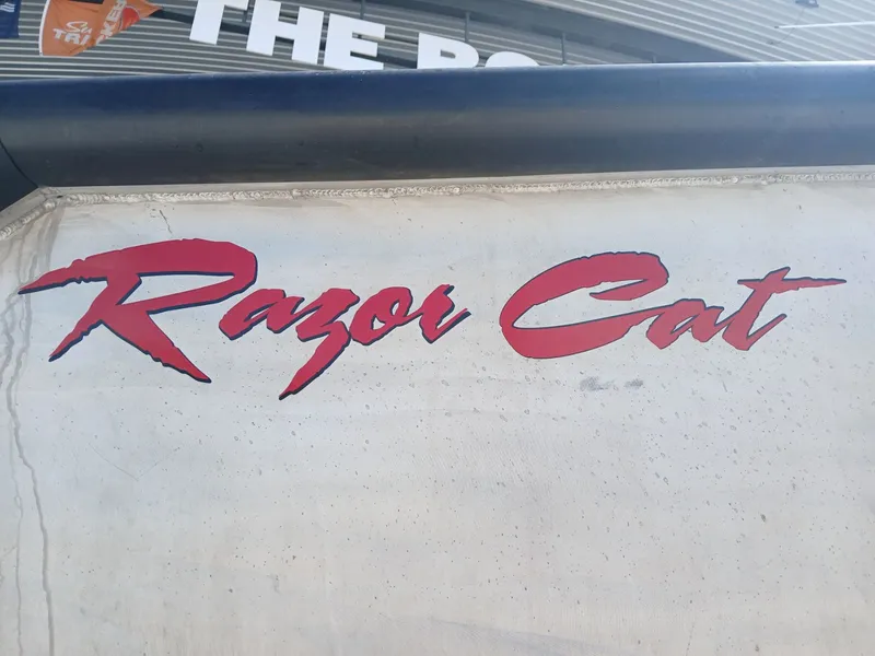 Slide: The Image of Razor Cat 37cc 2023 - 12