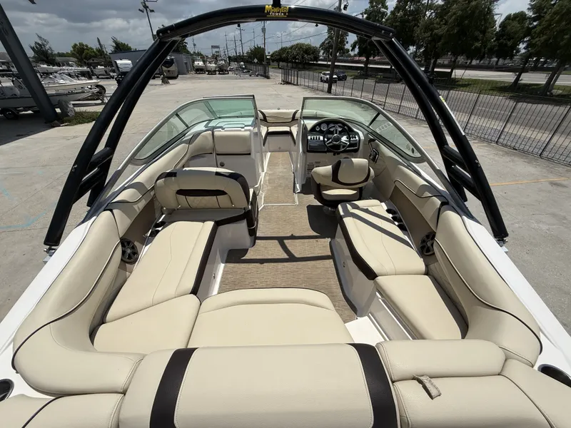 Slide: The Image of Regal 22 FasDeck 2018 - 3