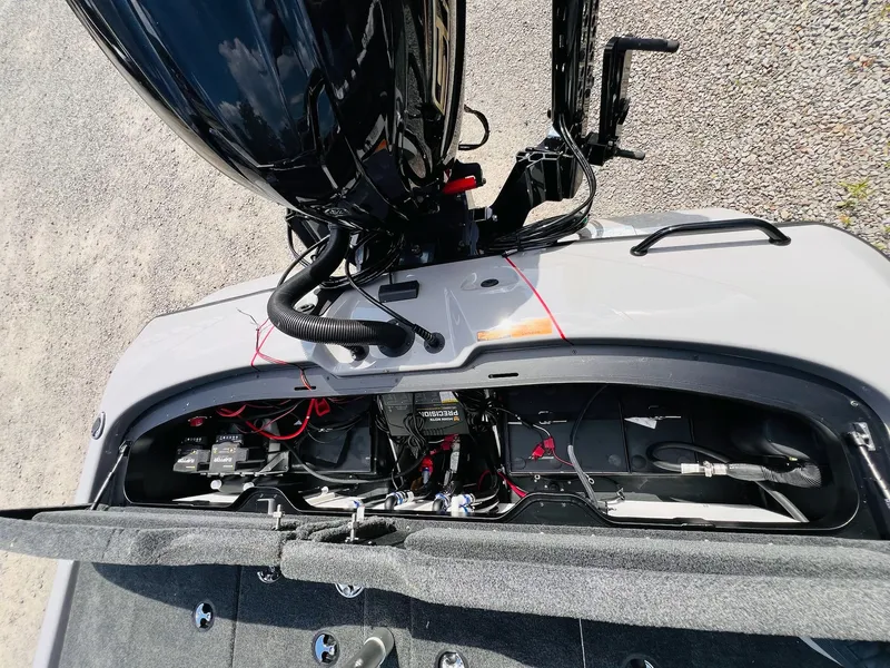 Slide: The Image of Skeeter ZXR20 2025 - 14