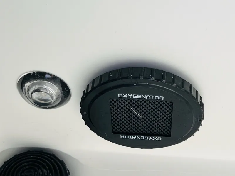 Slide: The Image of Skeeter ZXR20 2025 - 35