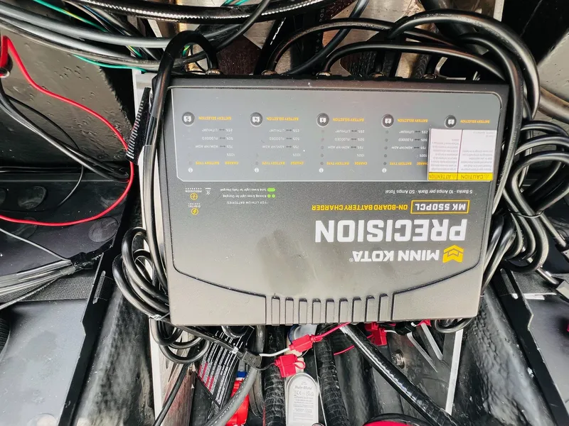 Slide: The Image of Skeeter ZXR20 2025 - 44