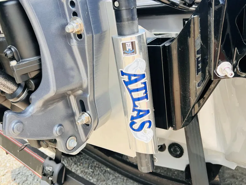 Slide: The Image of Skeeter ZXR21 2025 - 20