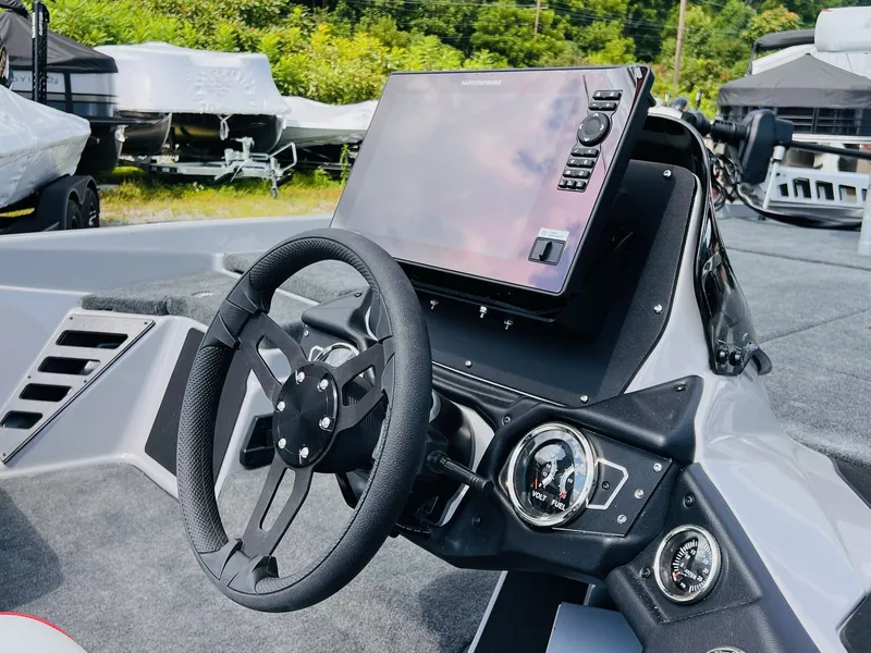 Slide: The Image of Skeeter ZXR21 2025 - 26