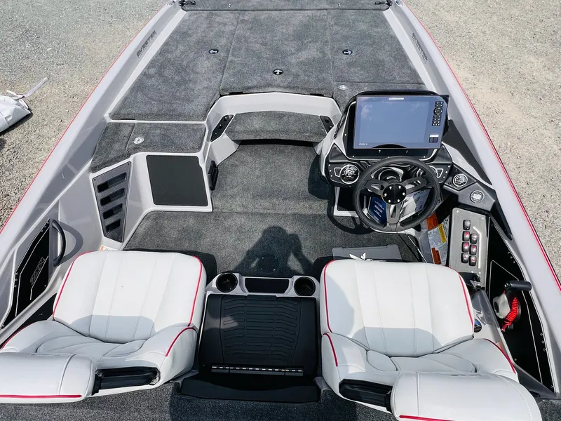 Slide: The Image of Skeeter ZXR21 2025 - 3