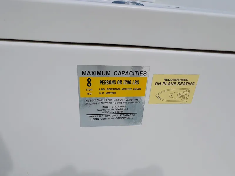 Slide: The Image of NauticStar 2140 Sport SB 2017 - 16