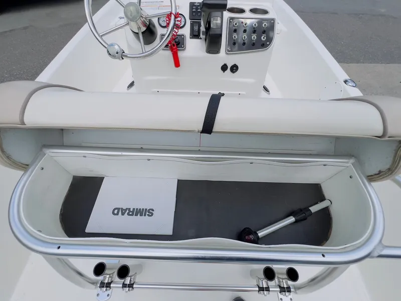 Slide: The Image of NauticStar 2140 Sport SB 2017 - 27