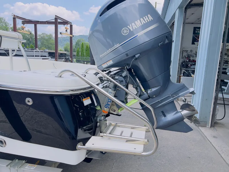 Slide: The Image of NauticStar 2140 Sport SB 2017 - 28