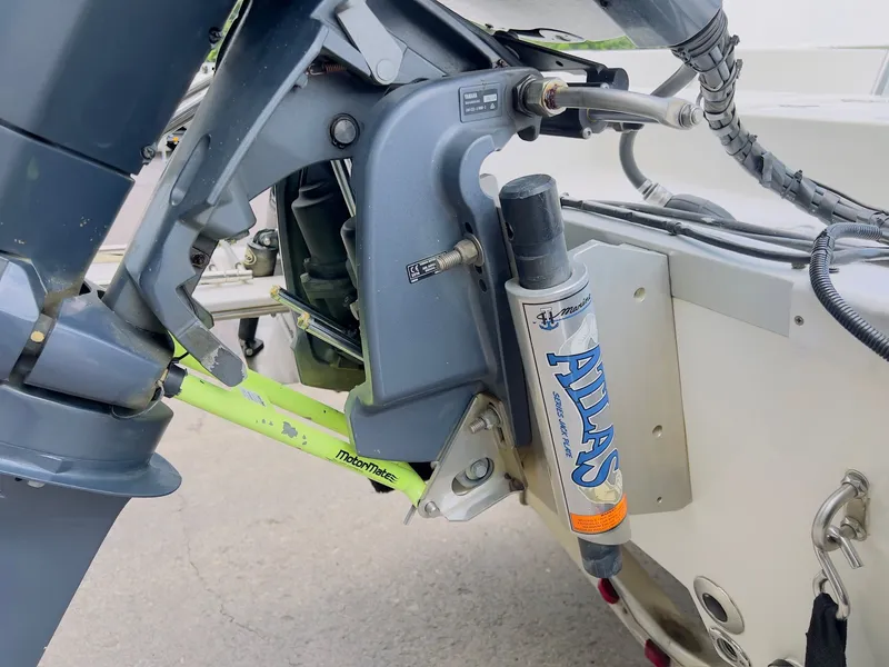 Slide: The Image of NauticStar 2140 Sport SB 2017 - 31