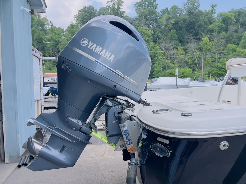 Slide: The Image of NauticStar 2140 Sport SB 2017 - 38