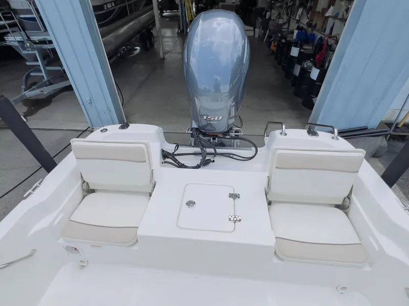 Slide: The Image of NauticStar 2140 Sport SB 2017 - 44