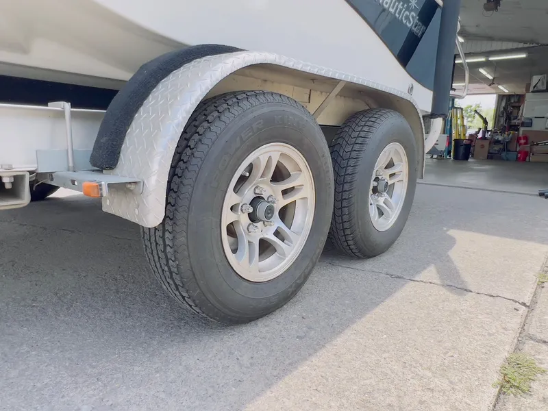 Slide: The Image of NauticStar 2140 Sport SB 2017 - 46