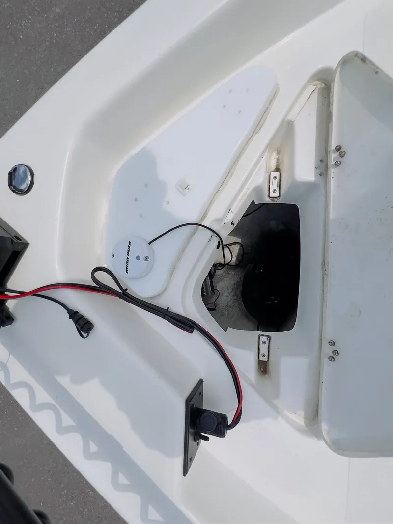 Slide: The Image of NauticStar 2140 Sport SB 2017 - 5