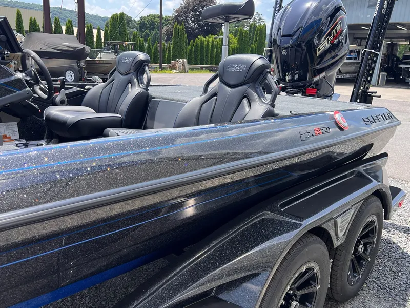 Slide: The Image of Skeeter FXR20 Limited 2025 - 49