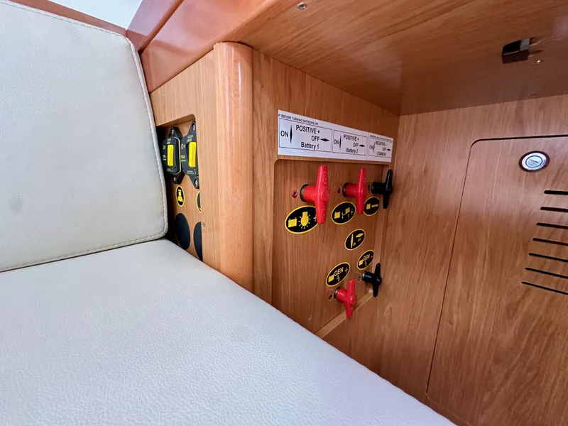 Slide: The Image of Beneteau Sense 43 2012 - 61