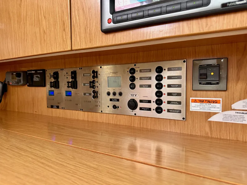 Slide: The Image of Beneteau Sense 43 2012 - 62