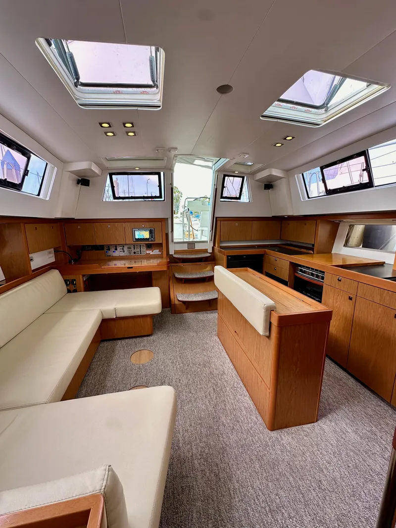 Slide: The Image of Beneteau Sense 43 2012 - 83
