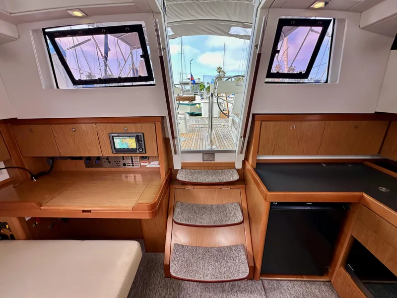 Slide: The Image of Beneteau Sense 43 2012 - 85