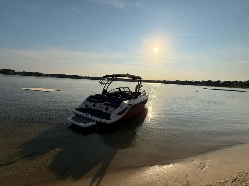 Slide: The Image of Scarab 210 LX Wake 2026 - 18