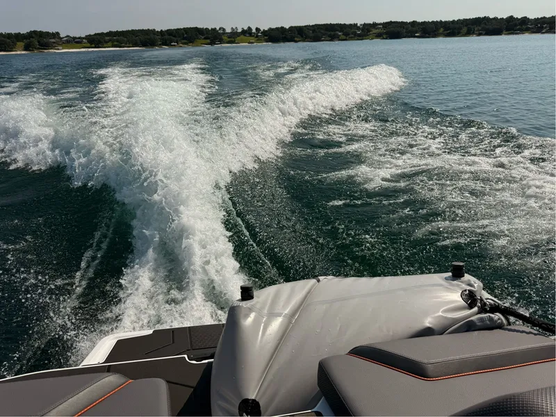 Slide: The Image of Scarab 210 LX Wake 2026 - 26