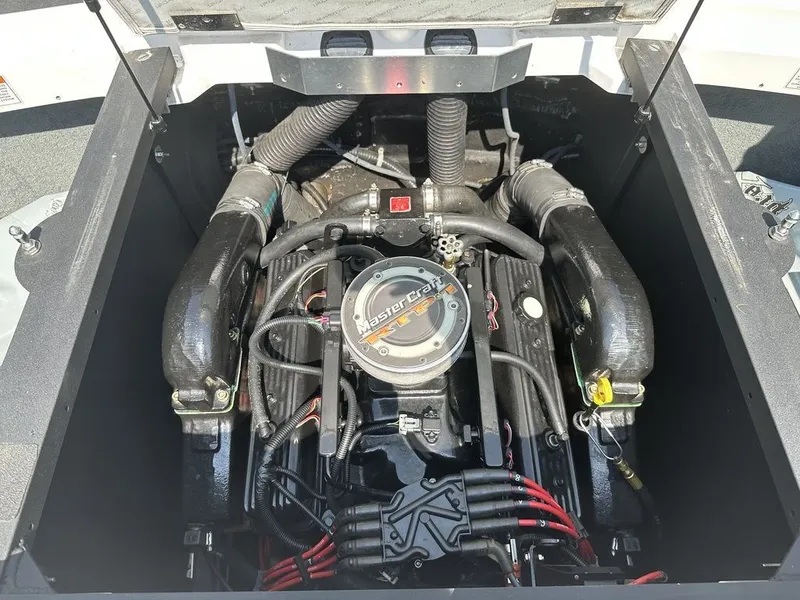 Slide: The Image of MasterCraft XStar 2007 - 18