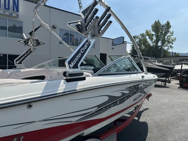 Slide: The Image of MasterCraft XStar 2007 - 5