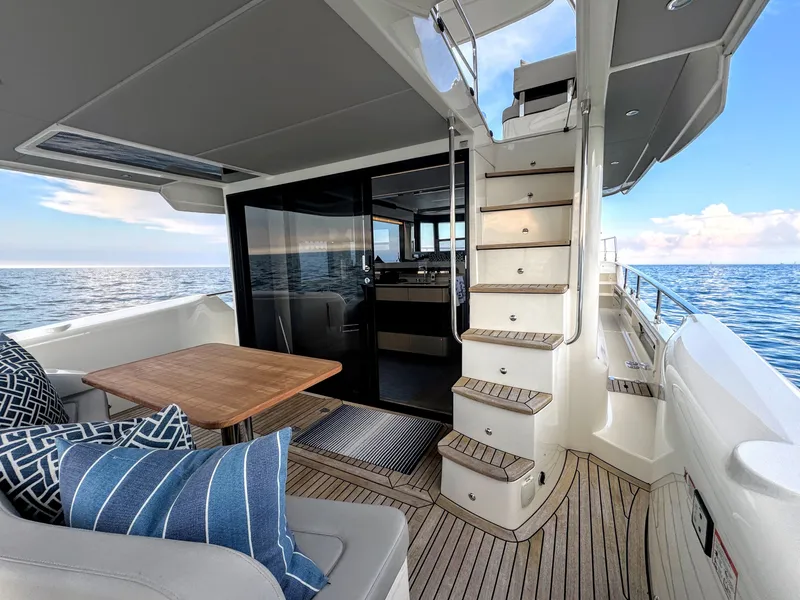 Slide: The Image of Absolute 48 Navetta 2021 - 2