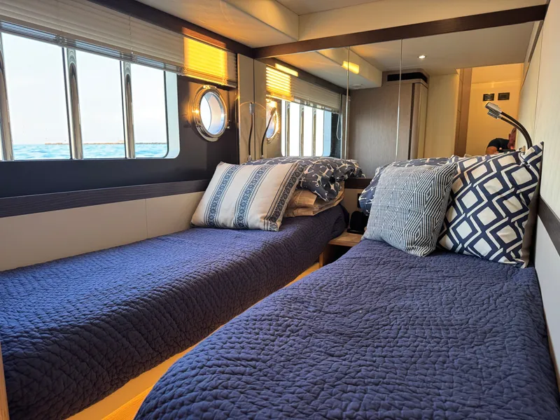 Slide: The Image of Absolute 48 Navetta 2021 - 37