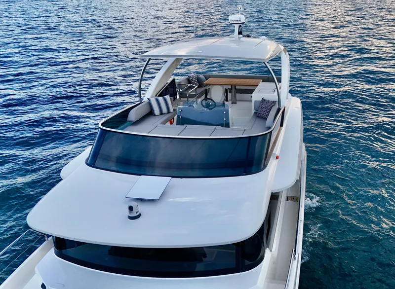 Slide: The Image of Absolute 48 Navetta 2021 - 4