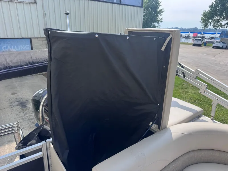 Slide: The Image of Avalon LSZ 2285 CR 2020 - 15