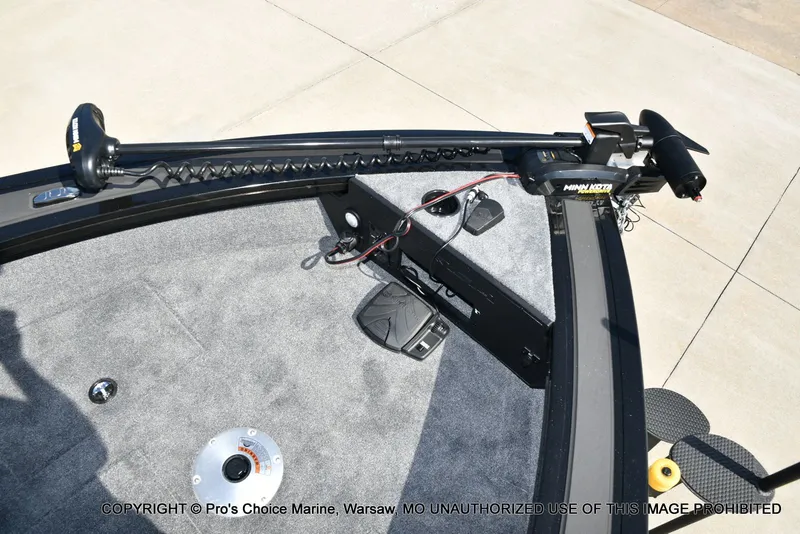 Slide: The Image of Tracker Targa V-18 WT 2026 - 10