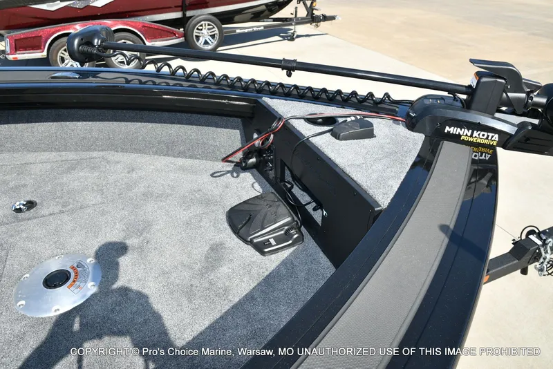 Slide: The Image of Tracker Targa V-18 WT 2026 - 101