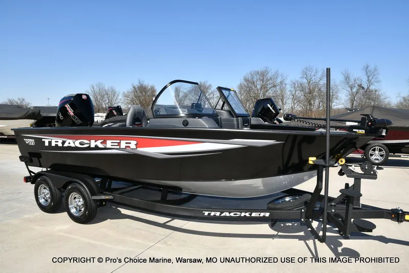 Slide: The Image of Tracker Targa V-18 WT 2026 - 102