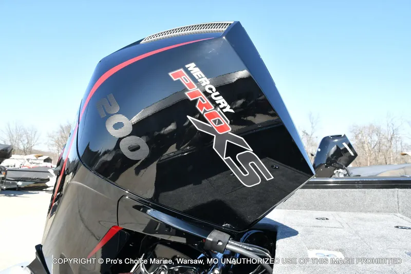 Slide: The Image of Tracker Targa V-18 WT 2026 - 12