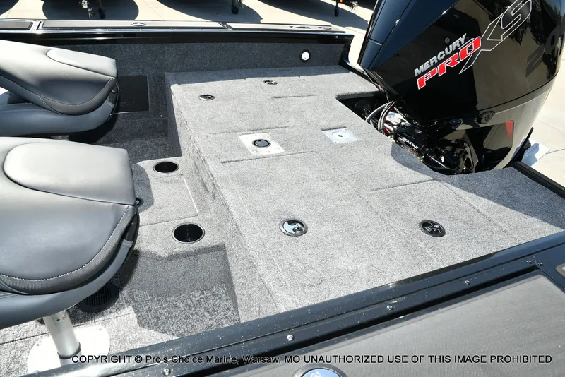 Slide: The Image of Tracker Targa V-18 WT 2026 - 34