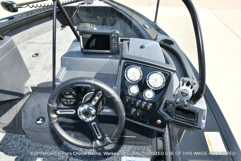 Slide: The Image of Tracker Targa V-18 WT 2026 - 41