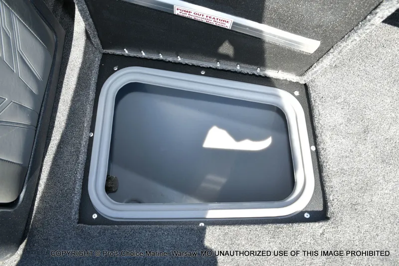 Slide: The Image of Tracker Targa V-18 WT 2026 - 63