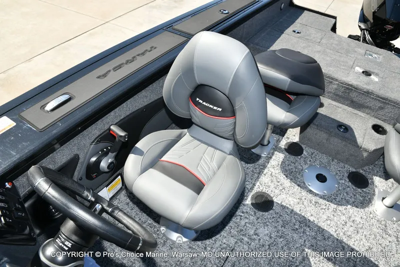 Slide: The Image of Tracker Targa V-18 WT 2026 - 68