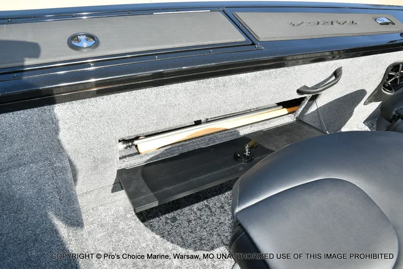 Slide: The Image of Tracker Targa V-18 WT 2026 - 78