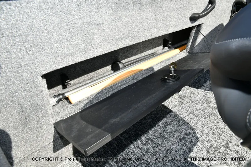 Slide: The Image of Tracker Targa V-18 WT 2026 - 79