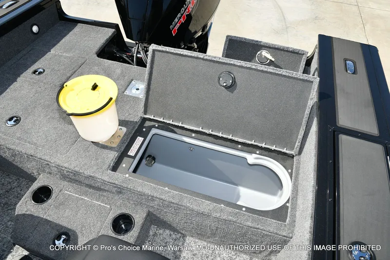 Slide: The Image of Tracker Targa V-18 WT 2026 - 85