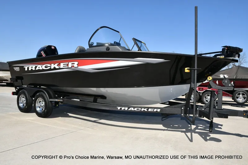 Slide: The Image of Tracker Targa V-18 WT 2026 - 96