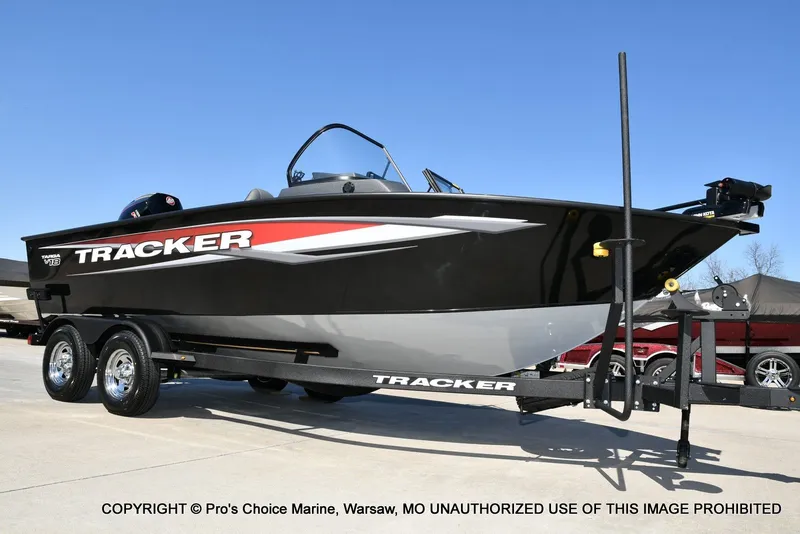 Slide: The Image of Tracker Targa V-18 WT 2026 - 98