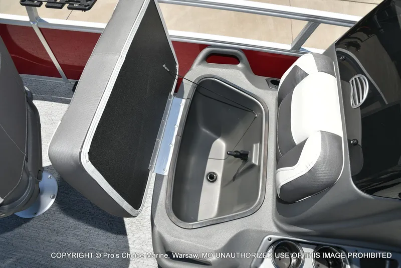 Slide: The Image of Sun Tracker Bass Buggy 16 XL Select 2026 - 33