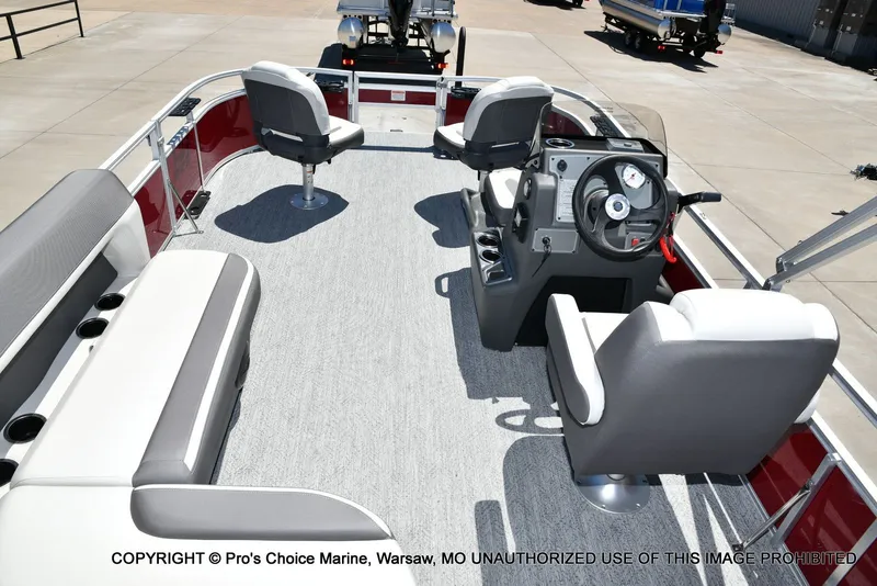 Slide: The Image of Sun Tracker Bass Buggy 16 XL Select 2026 - 42