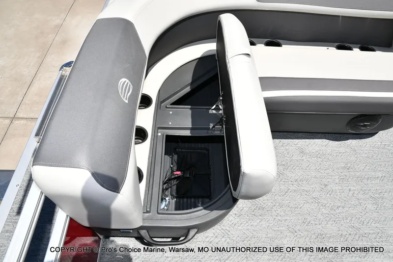 Slide: The Image of Sun Tracker Bass Buggy 16 XL Select 2026 - 44