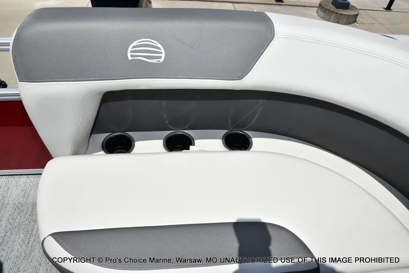 Slide: The Image of Sun Tracker Bass Buggy 16 XL Select 2026 - 45