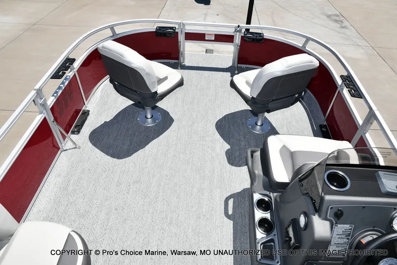 Slide: The Image of Sun Tracker Bass Buggy 16 XL Select 2026 - 48